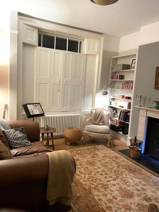 2 Bedroom Garden Flat /kings Cross, Appartement *